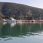 Port Luxury * Ermioni