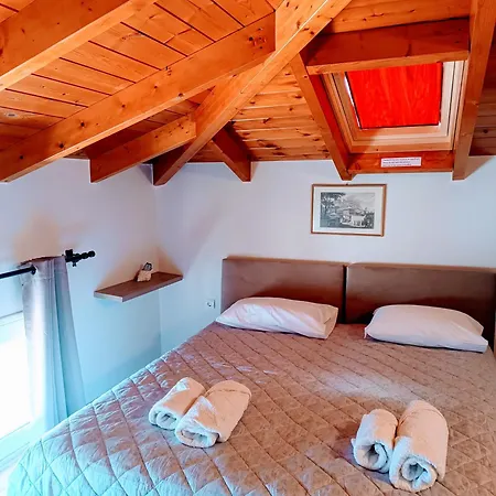 Port Luxury * Ermioni