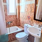 Port Luxury Apartment *