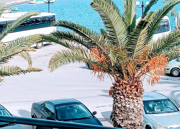 Διαμέρισμα Port Luxury *